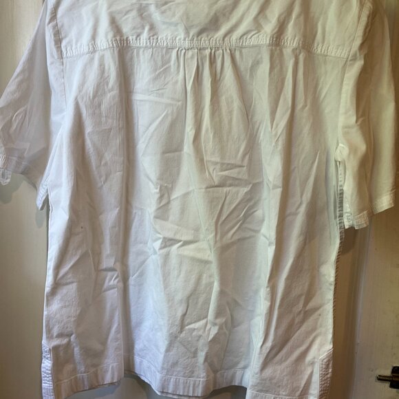 Talbots ss size 14 white blouse with brass button accents - Picture 5 of 6